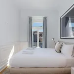 The Boulevard By The Good Neighbour In Apartament Lizbona