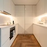 The Boulevard By The Good Neighbour In Apartamento